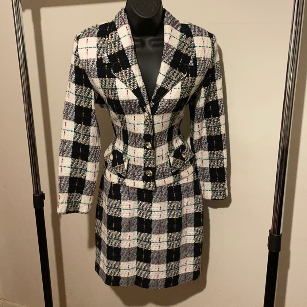 Vintage Daily Habit New York Suit Set